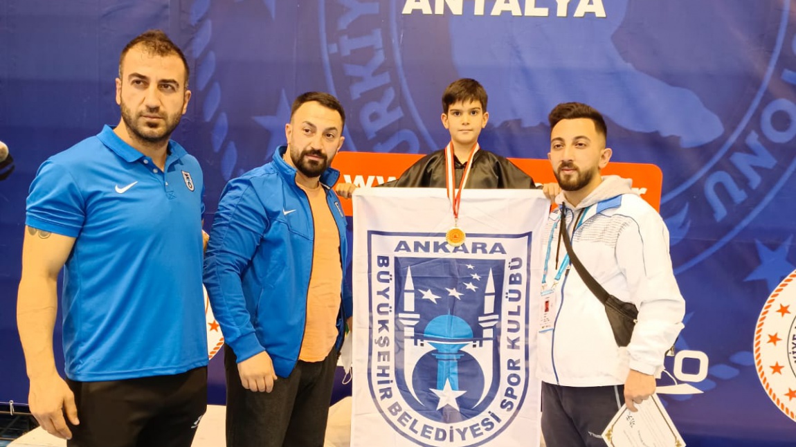 Öğrencimiz Ahmet Miraç Toptaş Wushu Spor Dalında Türkiye Birincisi Olmuştur